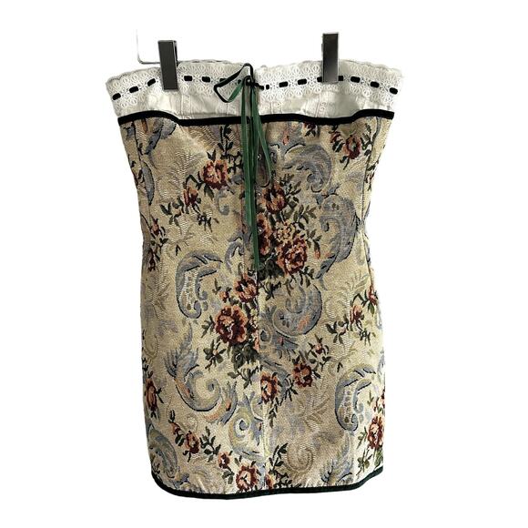 With Jean Sabrin Strapless Mini Dress Tabi Tapestry - Picture 5 of 7